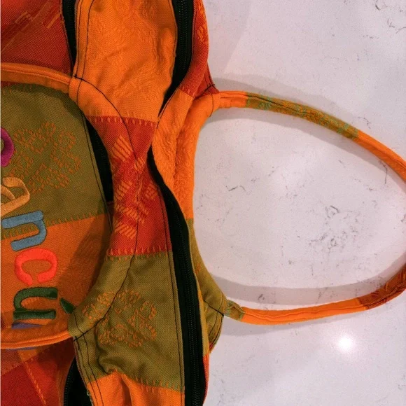 Artisanal Tote Cancun Mexican w/embroidered Dolphin & brights colors Great Bag - Picture 6 of 7